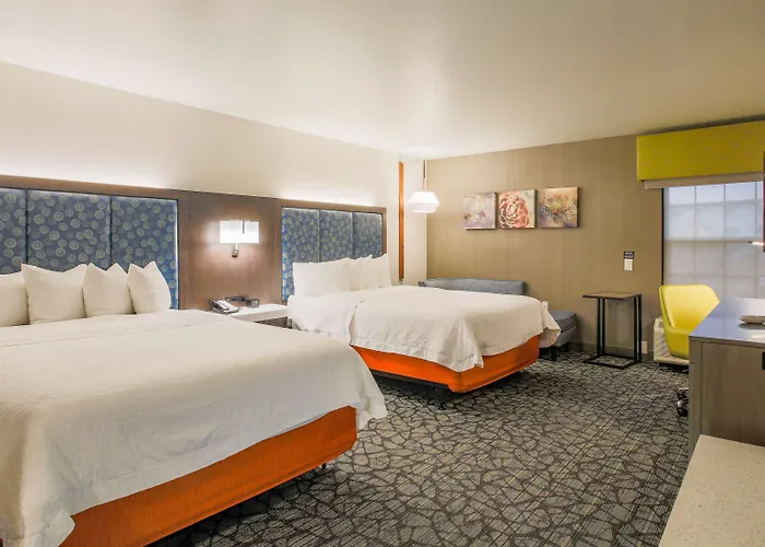 Hampton Hotel 3*